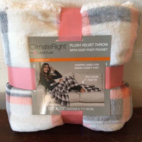 Cuddl Duds Oversized Velvet Plush Throw 